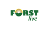 Das Logo der Fachmesse Forst Live 2022 in Offenburg. Das Logo besteht aus den grünen Schriftzügen "Forst live" dabei ist das "O" von Forst wie ein Sägeblatt aufgebaut, darunter befindet sich in kleinen Lettern das Wort "live". Die FORST live ist eine Fachmesse für Forsttechnik und Erneuerbare Energien mit dem Themen naturnahe und nachhaltige Forstwirtschaft.