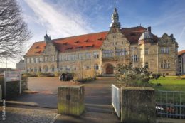 In Forchheim wurde die Energieversorgung für das Landratsamt und zwei Gymnasien erneuert. Das eine war das Herder-Gymnasium Forchheim.