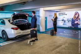 Apcoa, Bosch und Mercedes-Benz arbeiten am ersten Serieneinsatz von vollautomatischem Parken.