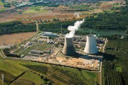 Das stillgelegte Kernkraftwerk Philippsburg (KKP) befindet sich in der Gemeinde Philippsburg im Landkreis Karlsruhe in Baden-Württemberg. Seit dem 31. Dezember 2019 ist es – planmäßig nach dem Atomgesetz – vollständig abgeschaltet. Seit 2017 wird Block 1 und seit 2020 Block 2 abgerissen. Im Mai 2020 wurden die beiden Kühltürme gesprengt.