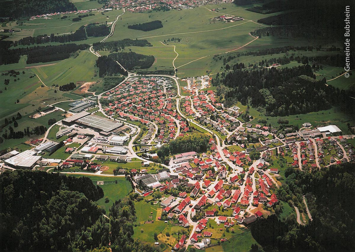 Luftbild von Bubsheim: Die Gemeinde liegt im Landkreis Tuttlingen nahe des Schwarzwaldes und ist eine der höchstgelegenen selbstständigen Gemeinden in Baden-Württemberg.