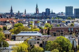 Die Skyline von Kopenhagen: Digitaler Bürgerservice wird in Dänemark seit Jahren groß geschrieben. Seit 2020 kann sich das Land sogar rühmen, weltweit führend auf diesem Gebiet zu sein, während Deutschland nur Platz 25 einnimmt.