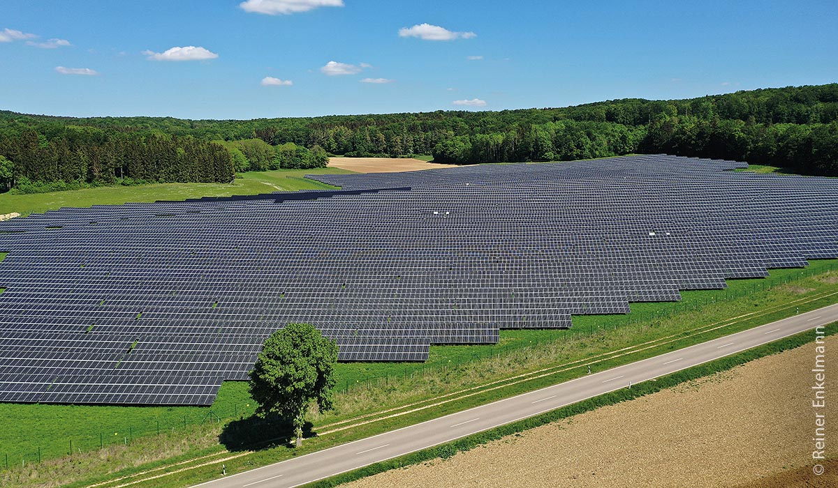 Die Energiewende geht vor allem bei der Freiflächen-Photovoltaik zu Lasten landwirtschaftlicher Erzeugung.