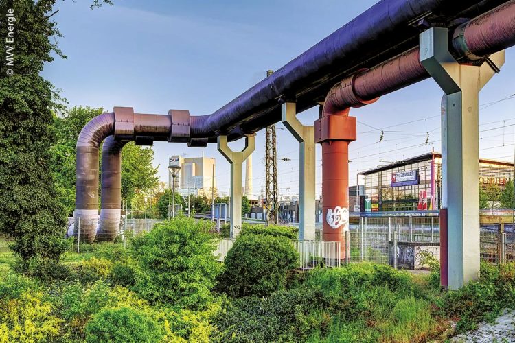 Das Fernwärmenetz Mannheim besteht aus 567 Kilometern Rohrleitung. Das Heizen mit Fernwärme ist eine von mehreren nachhaltigen Möglichkeiten, die besonders größere Städte und Kommunen nutzen können.